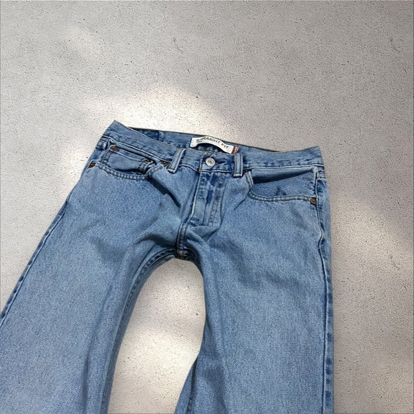 Levi's 505 Mid Rise Straight Jeans - Picture 4 of 9